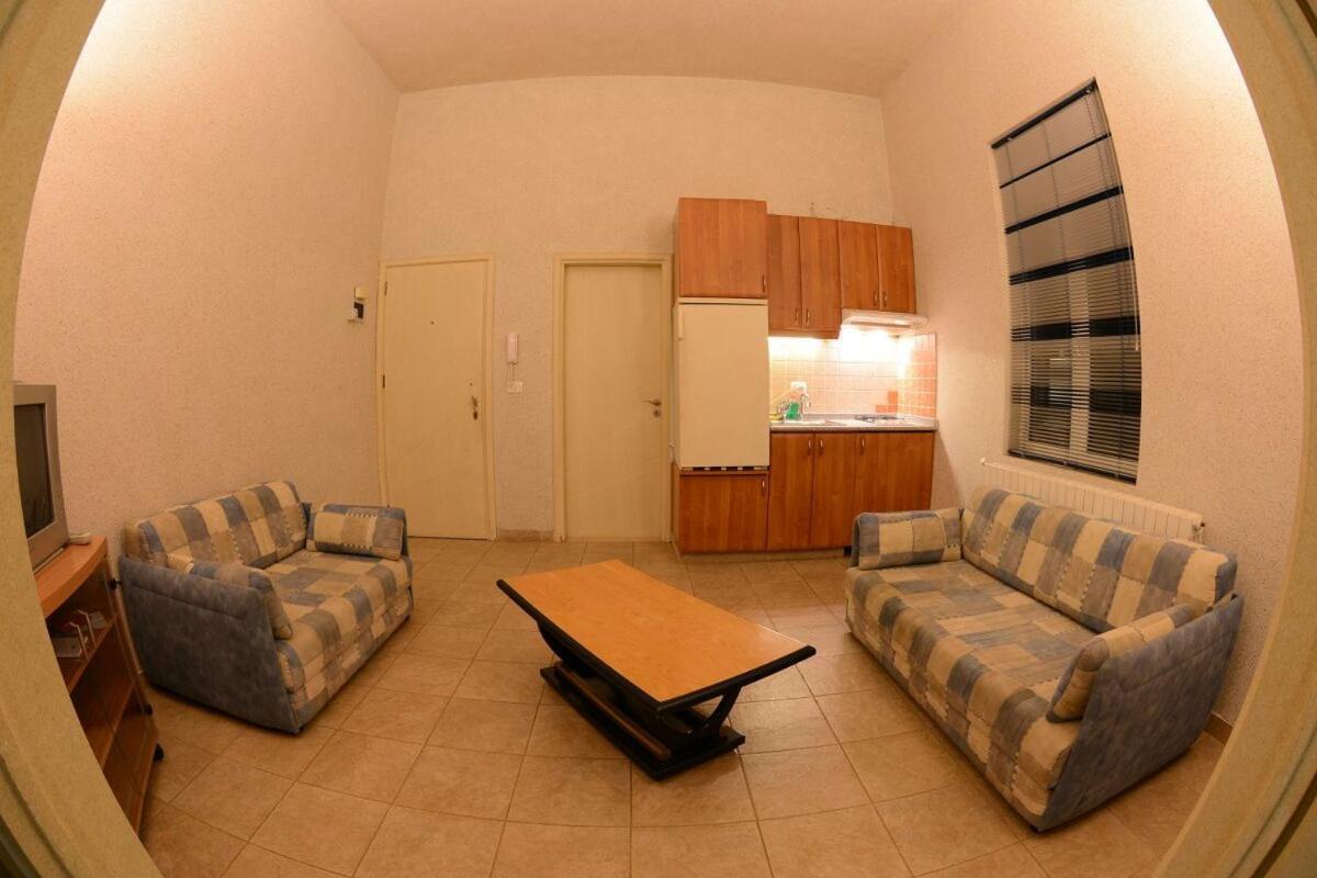 Bauhaus Chalets Apartment Bcharré Quarto foto