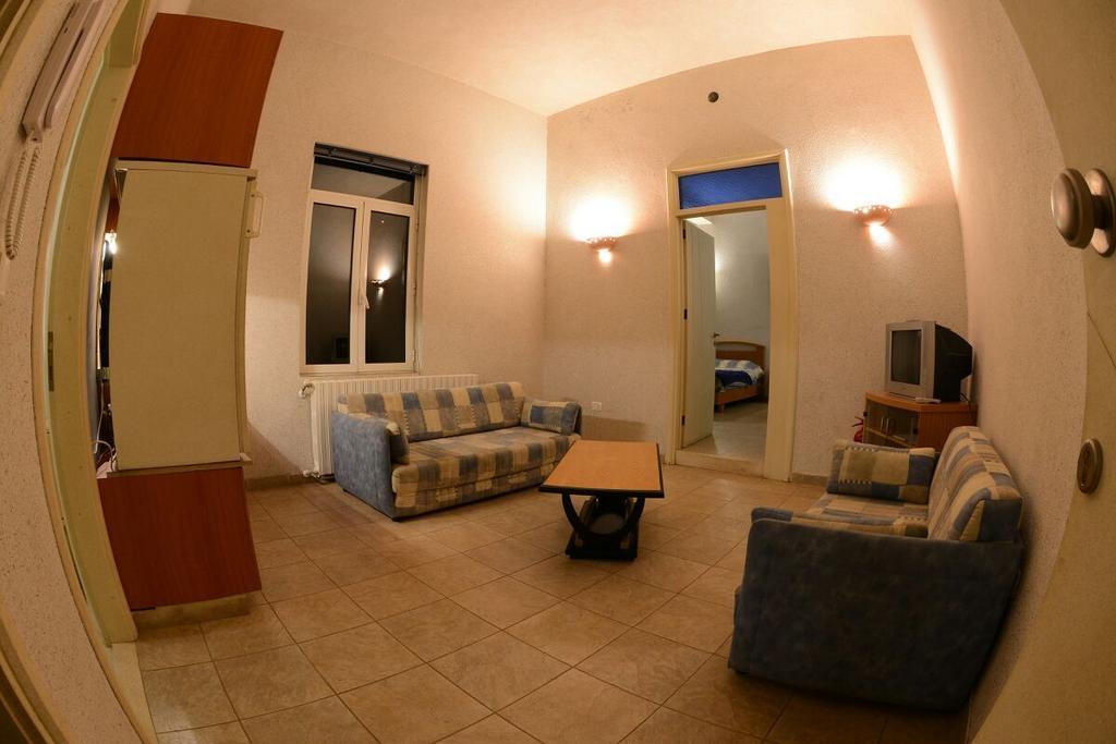 Bauhaus Chalets Apartment Bcharré Quarto foto